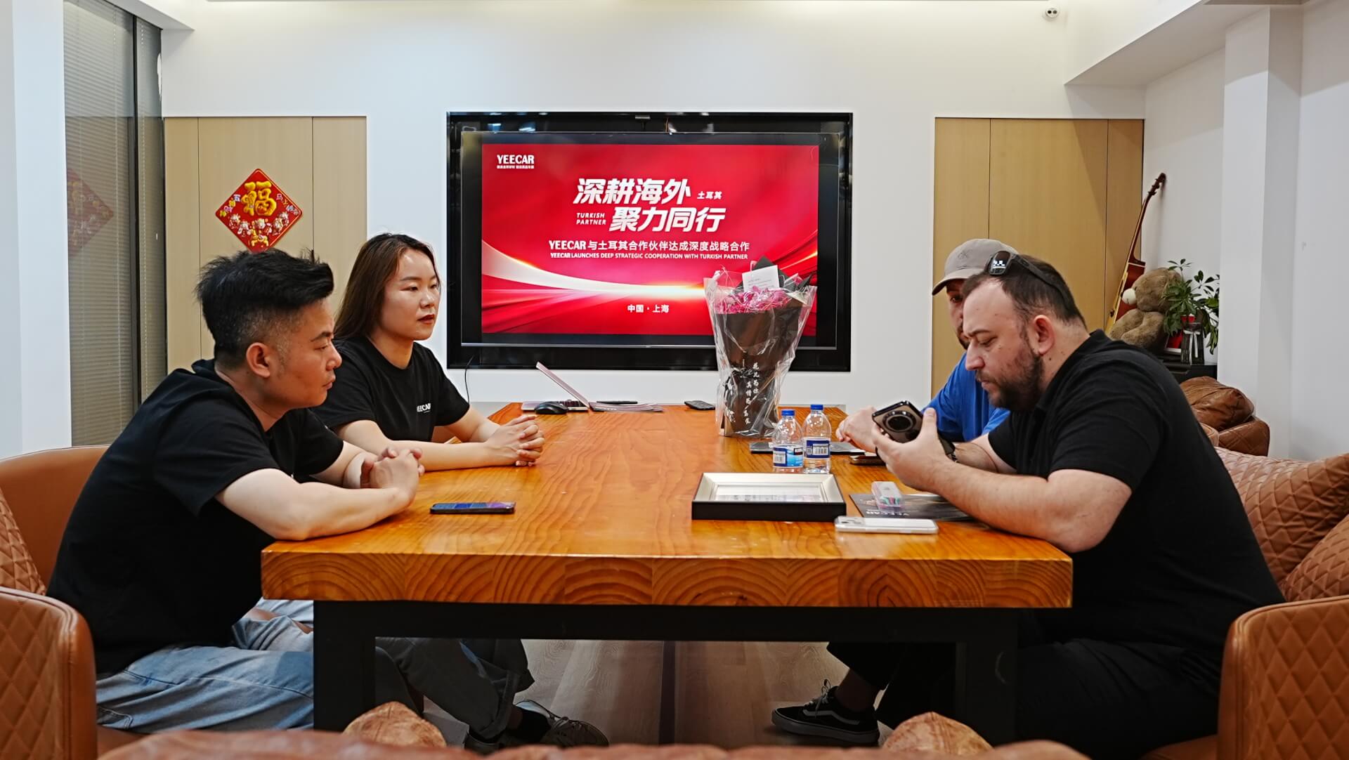 土耳其技师团莅临车艺尚专项研修,见证中国汽车贴膜标杆实力